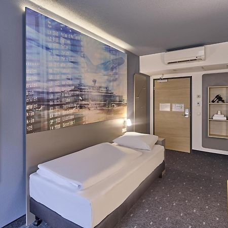 B&B Hotel Koeln-Airport Luaran gambar