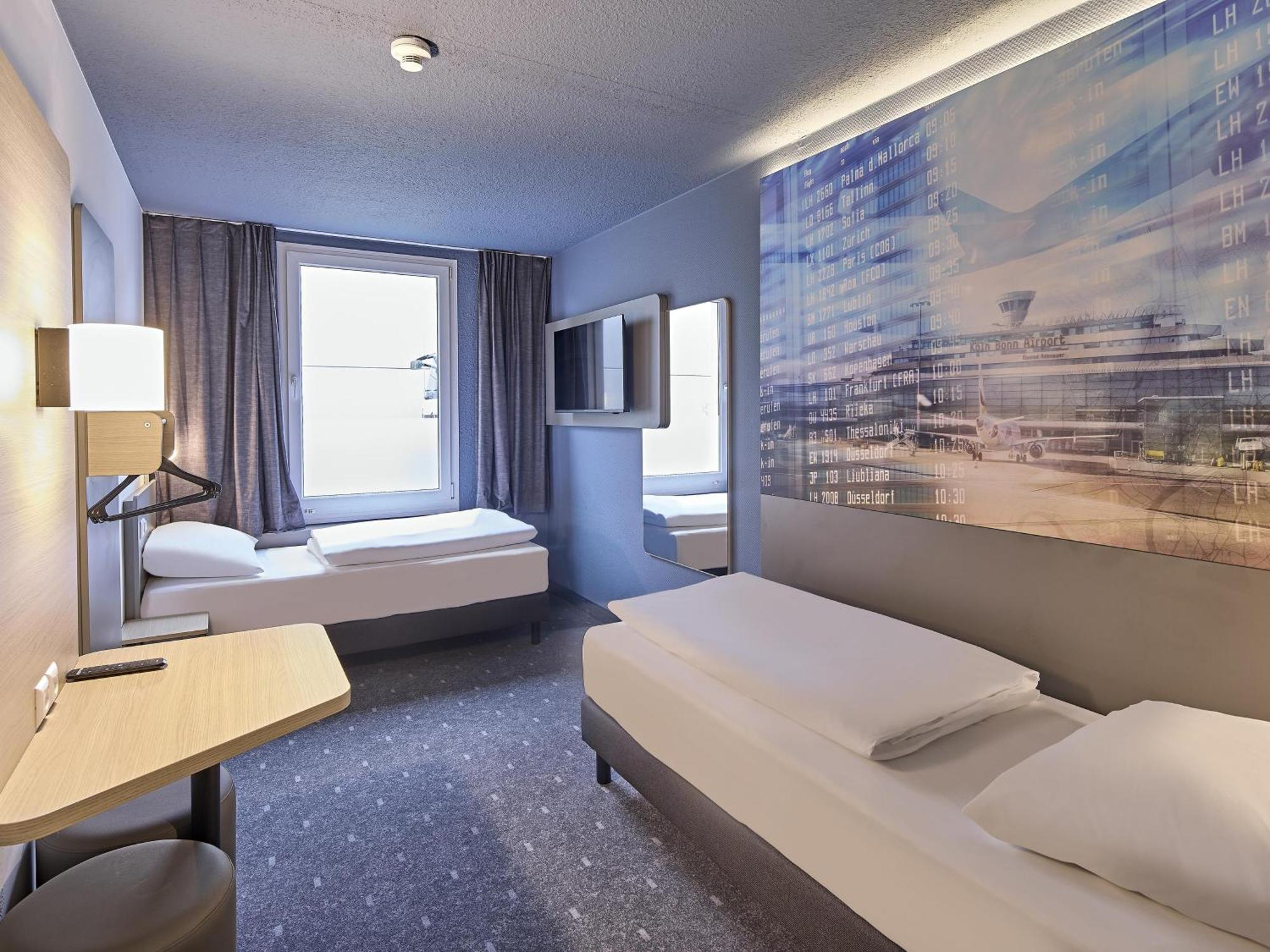 B&B Hotel Koeln-Airport Luaran gambar