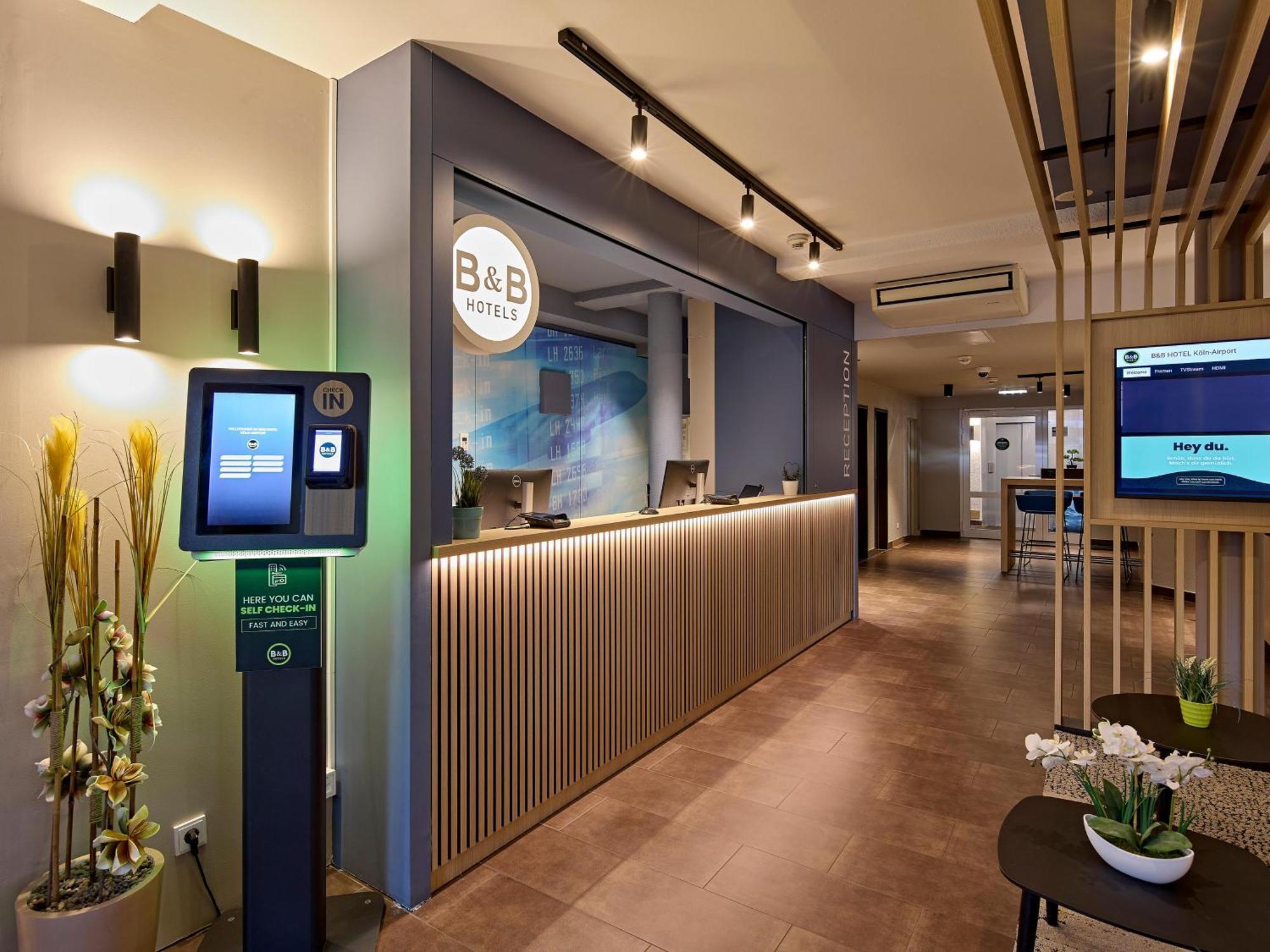B&B Hotel Koeln-Airport Luaran gambar